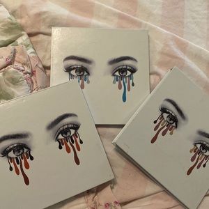 Bundle of Kylie shadow Palettes
